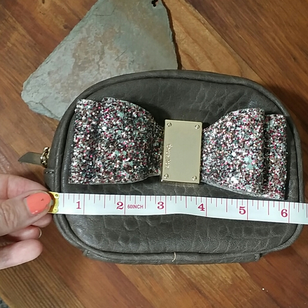 EUC Deux lux brown clutch with glitter bow - Picture 7 of 8